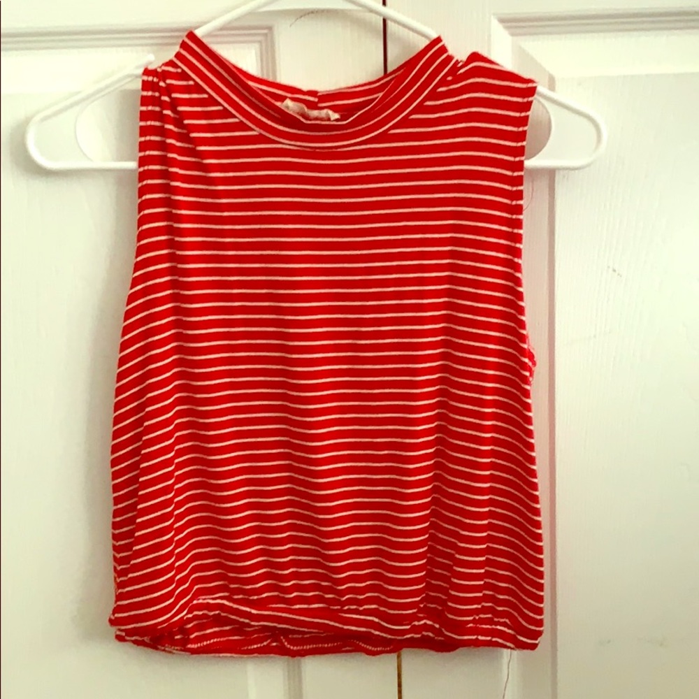 Crop tank top